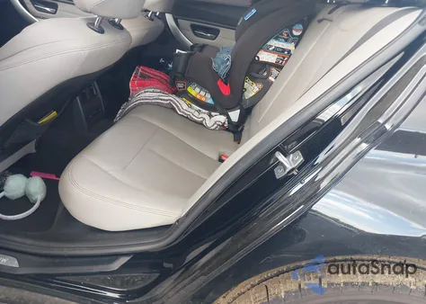 2013 BMW 335I xDrive z USA, uszkodzony, nr VIN WBA3B9G54DNR89987